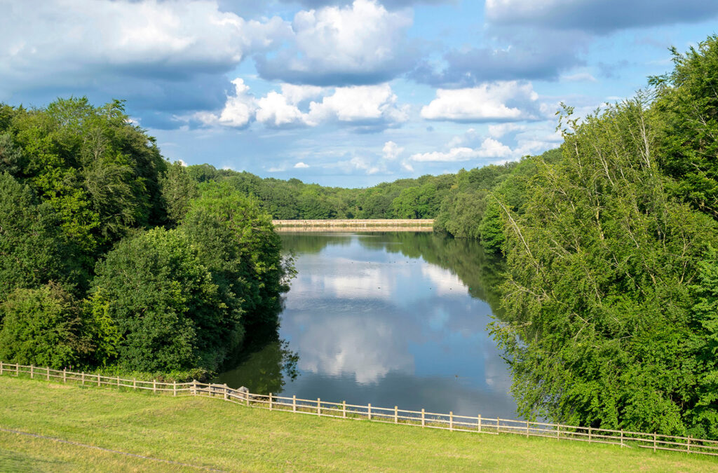 Best Walks in Derbyshire: Countryside Routes Near Bolsover and Chesterfield - Woodall Homes